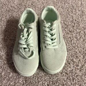 New girls size 11 vans